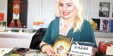 funda-akosman-tuyapta-okurlariyla-bulustu-dY6v49Fg.jpg