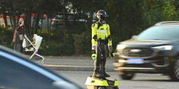 trafikte yapay zeka ve robot